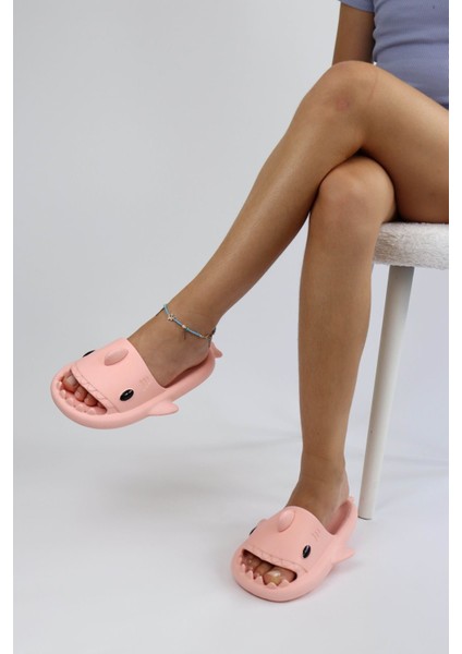 Köpekbalığı Pembe Unisex Tam Ortopedik Terlik Shark Slides fırsatları