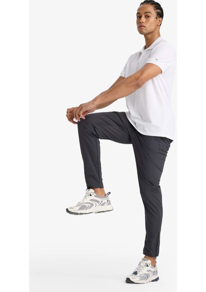 Fit Slim Fit Dar Kesim Çift Cepli Dokuma Jogger Eşofman Altı fırsatları