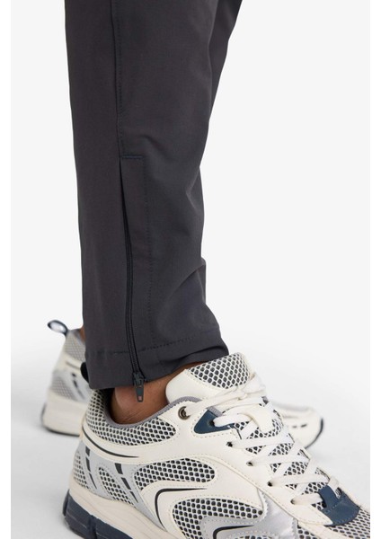 Fit Slim Fit Dar Kesim Çift Cepli Dokuma Jogger Eşofman Altı