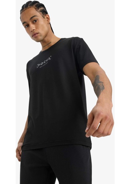 Fit Standart Fit Yumuşak Tuşe Bisiklet Yaka Baskılı Kısa Kollu Tişört C9268AX25AU fırsatları