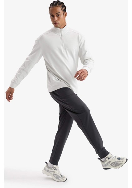 Fit Slim Fit Dar Kesim Standart Paça Sporcu Jogger Eşofman Altı fırsatları