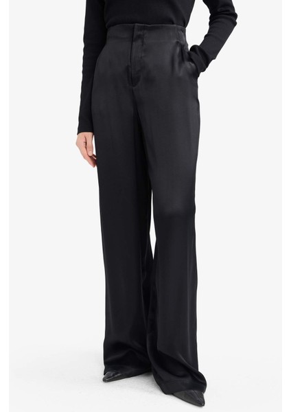 Regular Fit Cepli Bilek Boy Saten Pantolon G2965AX25AU fırsatları