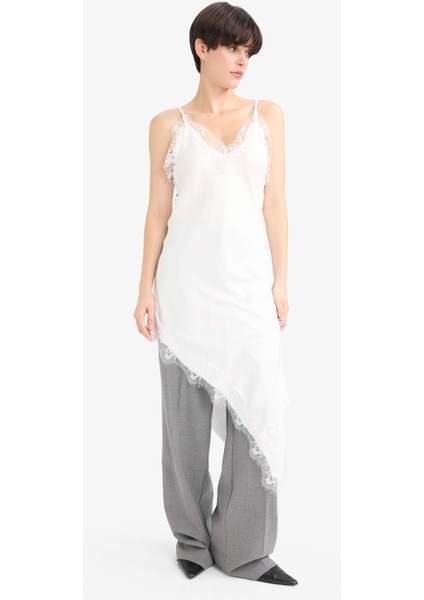 Regular Fit V Yaka Saten Kolsuz Bluz G2990AX25AU