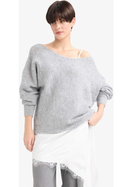 Regular Fit V Yaka Saten Kolsuz Bluz G2990AX25AU modelleri