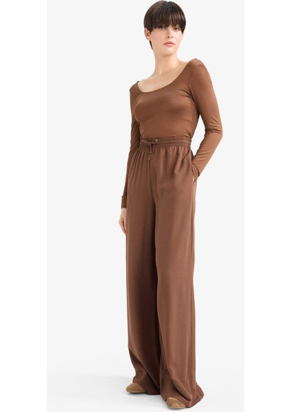 Wide Leg Yüksek Bel Keten Karışımlı Pantolon E0127AX25AU modelleri