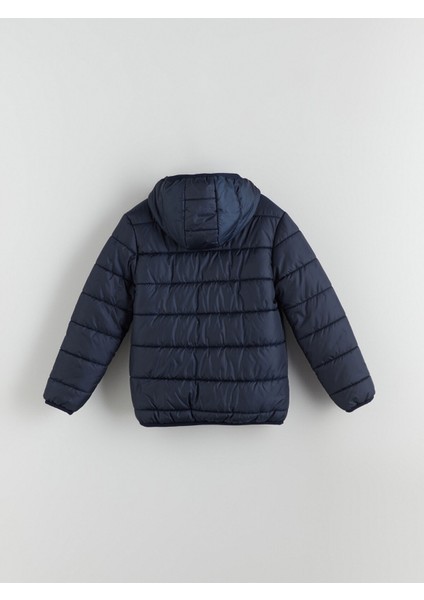 Yeni Sezon Kapüşonlu Fenerbahçe Baskılı Erkek Çocuk Şişme Mont modelleri