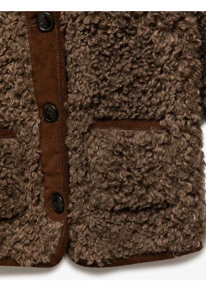 Uzun Kollu Cep Detaylı Kapşonlu Peluş Mont modelleri