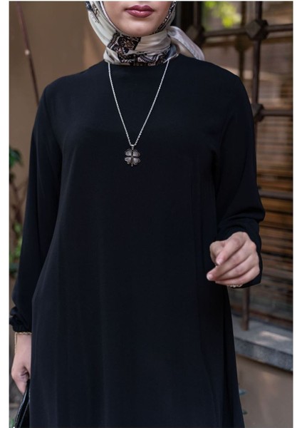 Oval Etekli Tunik - Badem Siyah modelleri