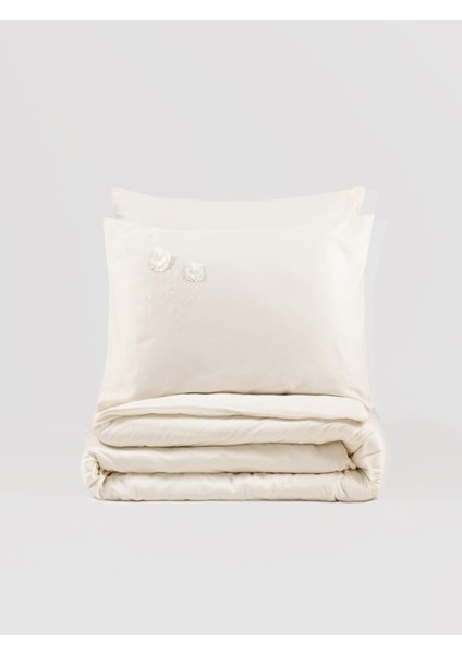 3D Nakışlı Çift Kişilik Saten Nev Takımı Pure Ekru modelleri