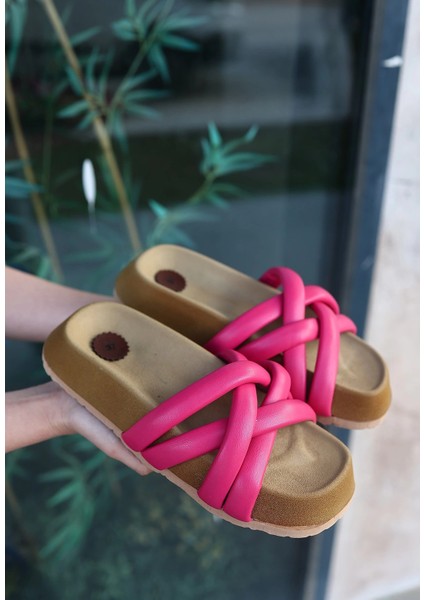 Tenda Fuşya Cilt Terlik fiyatları