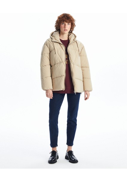Yeni Sezon Kapüşonlu Düz Oversize Kadın Şişme Mont fiyatları