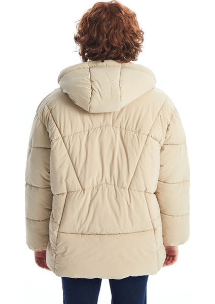 Yeni Sezon Kapüşonlu Düz Oversize Kadın Şişme Mont indirimleri