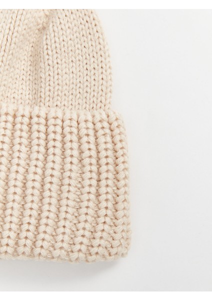 Yeni Sezon Basic Kadın Bere modelleri