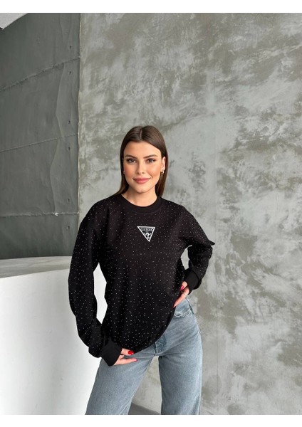 Taşlı Üçgen Siyah Uzun Kol Sweatshirt fiyatları