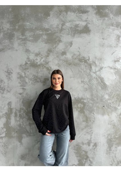 Taşlı Üçgen Siyah Uzun Kol Sweatshirt modelleri