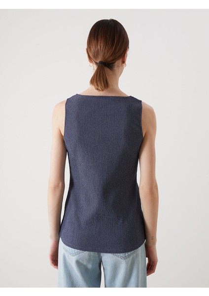 Yeni Sezon U Yaka Çizgili Kadın Atlet fırsatları