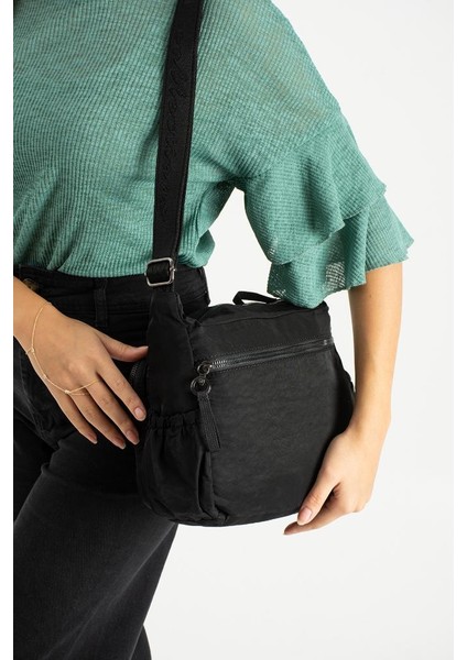 Kadın Postacı Çanta 26*21 cm Hafif Poliamid Su Itici Yumuşak Kumaş Çapraz Askılı Omuz Çantası fırsatları