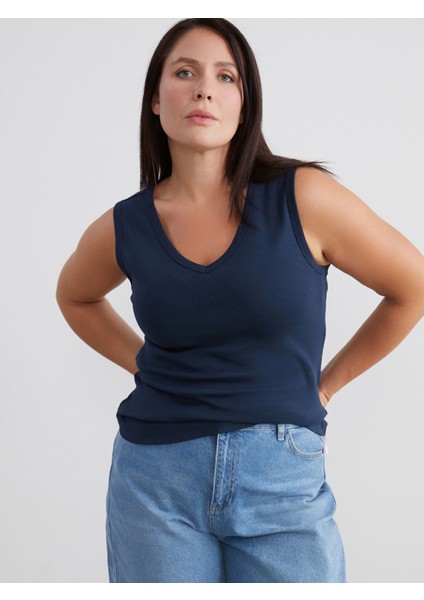 Yeni Sezon Büyük Beden V Yaka Kadın Atlet