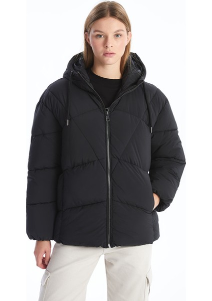 Yeni Sezon Kapüşonlu Düz Oversize Kadın Şişme Mont