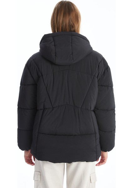 Yeni Sezon Kapüşonlu Düz Oversize Kadın Şişme Mont indirimleri