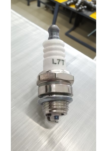 2 Adet Motorlu Tırpan Testere Ilaçlama Ateşleme Buji L7T indirimleri