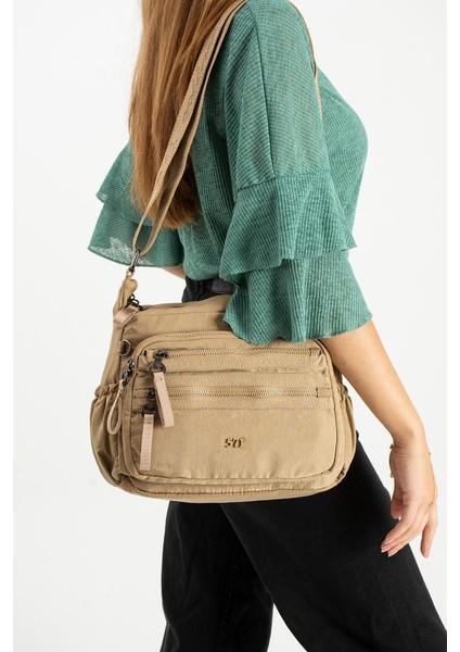 Kadın Postacı Çanta 26*21 cm Hafif Poliamid Su Itici Yumuşak Kumaş Çapraz Askılı Omuz Çantası