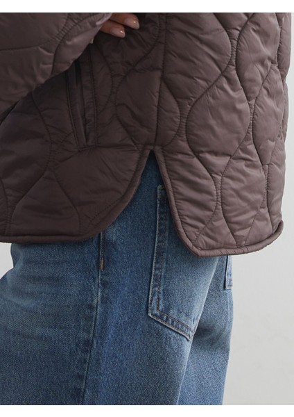 Yeni Sezon Kapüşonlu Kapitone Kadın Şişme Mont modelleri