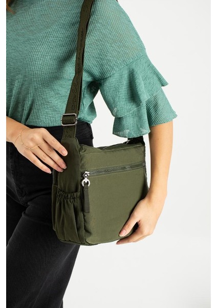 Kadın Postacı Çanta 26*21 cm Hafif Poliamid Su Itici Yumuşak Kumaş Çapraz Askılı Omuz Çantası fırsatları