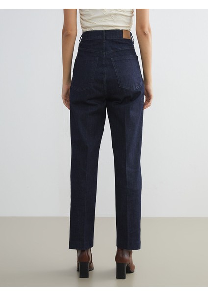 Yeni Sezon Straight Fit Kadın Jean Pantolon fırsatları