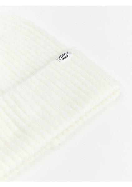 Yeni Sezon Basic Kadın Bere modelleri