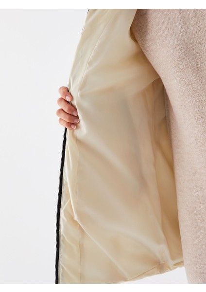 Yeni Sezon Kadın Kapüşonlu Düz Şişme Mont fırsatları