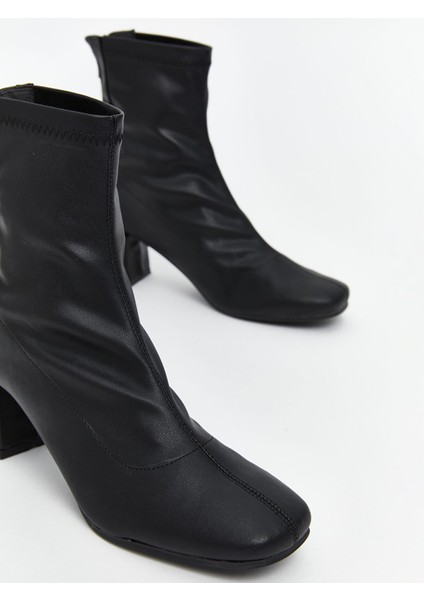 Yeni Sezon Deri Görünümlü Kadın Bot modelleri