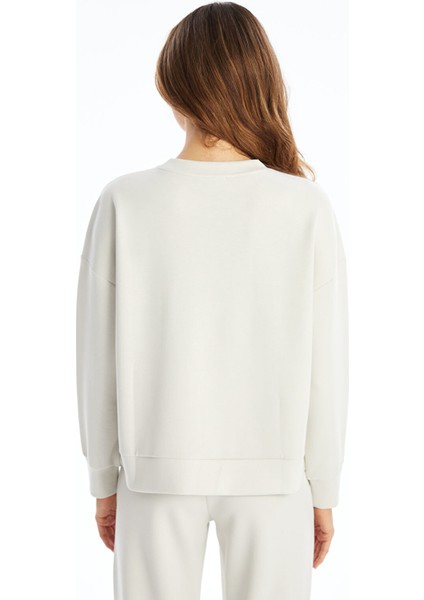 Yeni Sezon Bisiklet Yaka Düz Oversize Kadın Sweatshirt fırsatları