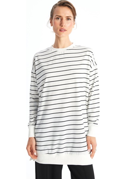 Yeni Sezon Bisiklet Yaka Çizgili Uzun Kollu Kadın Sweatshirt