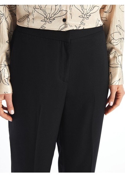 Yeni Sezon Beli Lastikli Standart Fit Kadın Pantolon modelleri