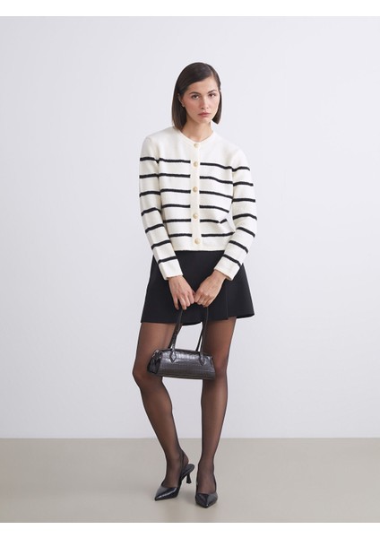 Yeni Sezon Bisiklet Yaka Çizgili Kadın Triko Hırka fiyatları