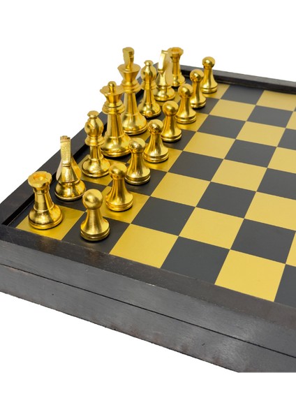 Gold & Antrasit Döküm Taşlı Kutulu Satranç Seti modelleri
