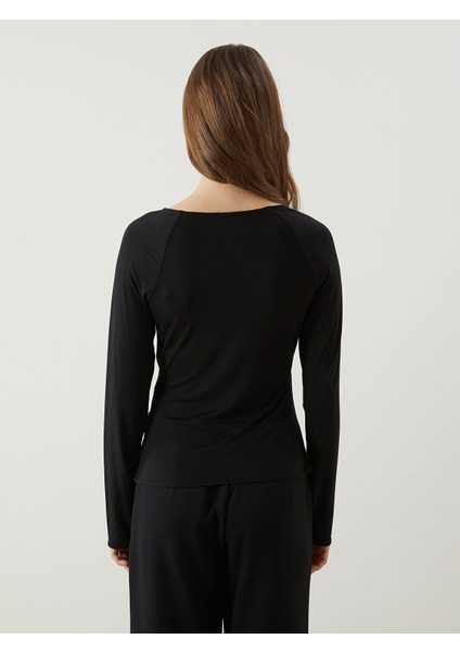 Yeni Sezon Kruvaze Yaka Kadın Bluz fırsatları