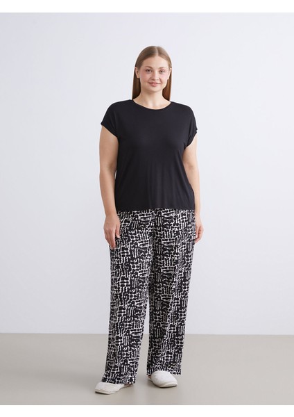 Yeni Sezon Bisiklet Yaka Desenli Kadın Pijama Takımı fiyatları