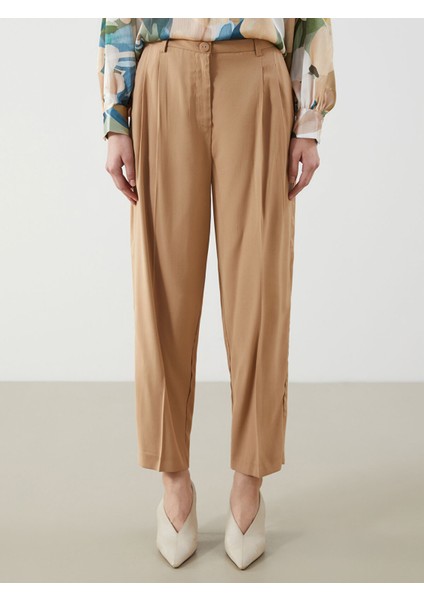 Yeni Sezon Loose Fit Kadın Pileli Pantolon modelleri