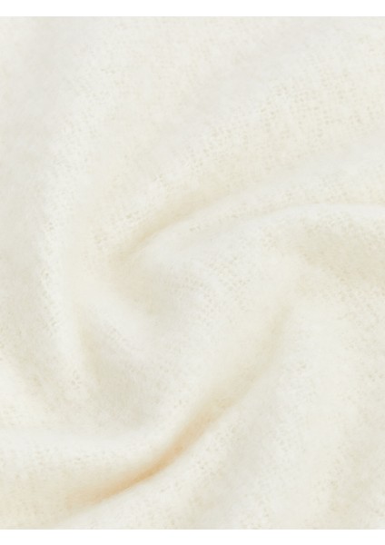 Yeni Sezon Düz Püsküllü Kadın Atkı modelleri