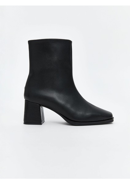 Yeni Sezon Deri Görünümlü Kadın Bot fiyatları