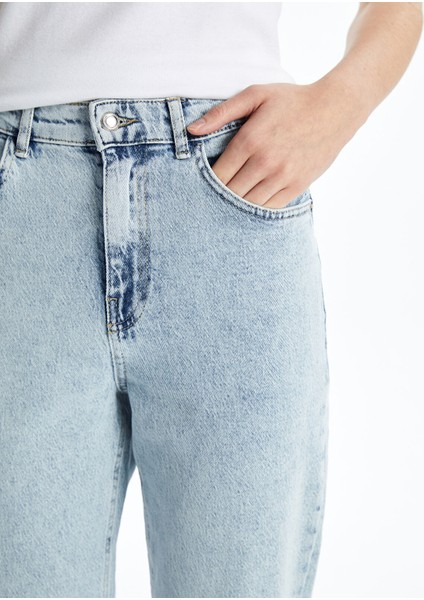 Yeni Sezon Mom Fit Kadın Jean Pantolon modelleri