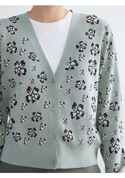 Yeni Sezon V Yaka Çiçekli Kadın Triko Hırka modelleri