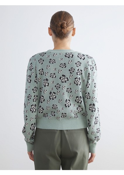 Yeni Sezon V Yaka Çiçekli Kadın Triko Hırka fırsatları