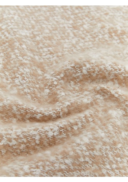 Yeni Sezon Düz Püsküllü Kadın Atkı modelleri