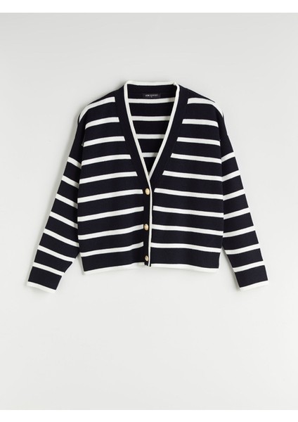 Yeni Sezon V Yaka Çizgili Oversize Kadın Triko Hırka indirimleri