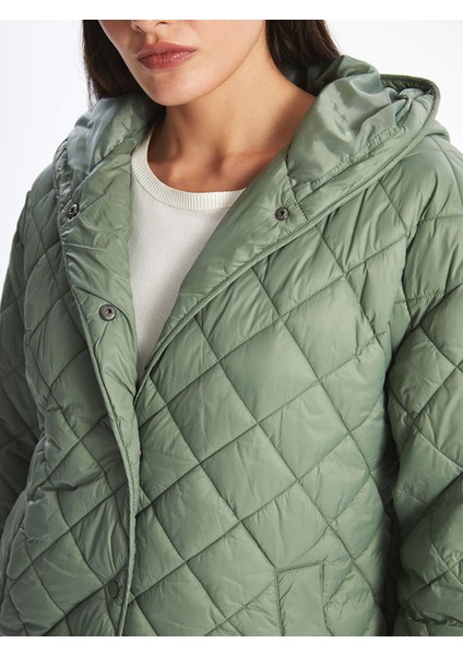 Yeni Sezon Kapüşonlu Kapitone Oversize Kadın Şişme Mont modelleri