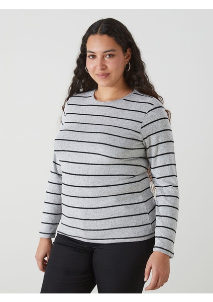 Yeni Sezon Bisiklet Yaka Çizgili Kadın Tişört fiyatları