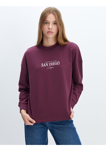 Yeni Sezon Bisiklet Yaka Baskılı Oversize Kadın Sweatshirt